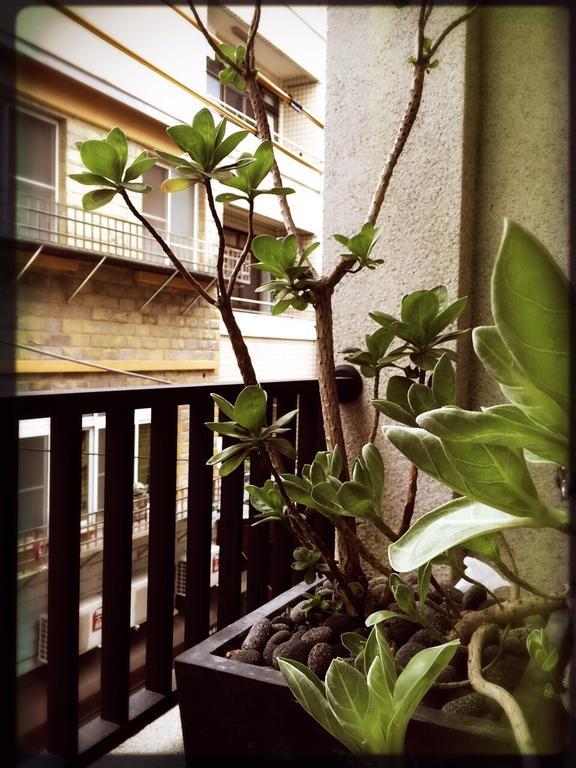Hotel Ho.Me-Easyhouse Tainan Exterior foto